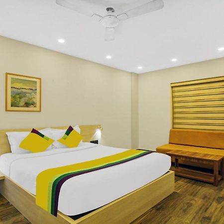 Itsy Hotels Transit Express Kolkata Luaran gambar