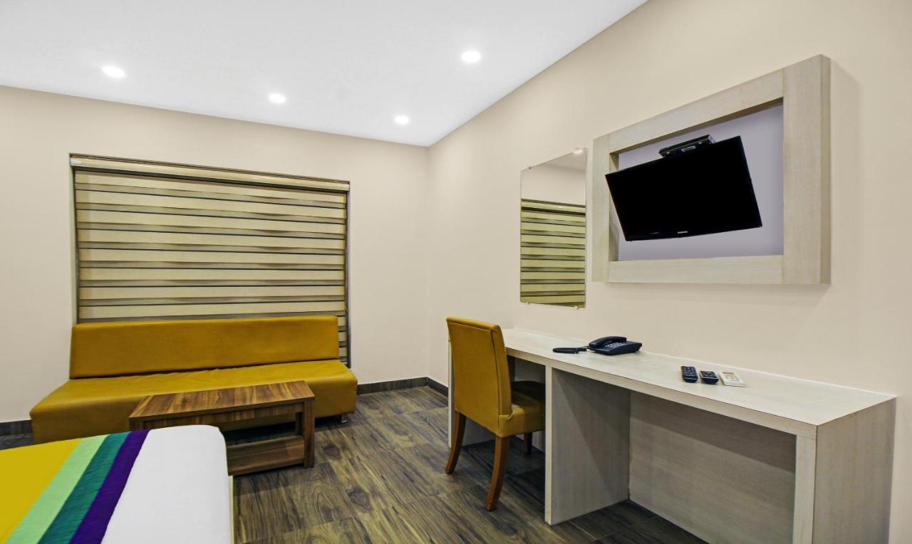 Itsy Hotels Transit Express Kolkata Luaran gambar